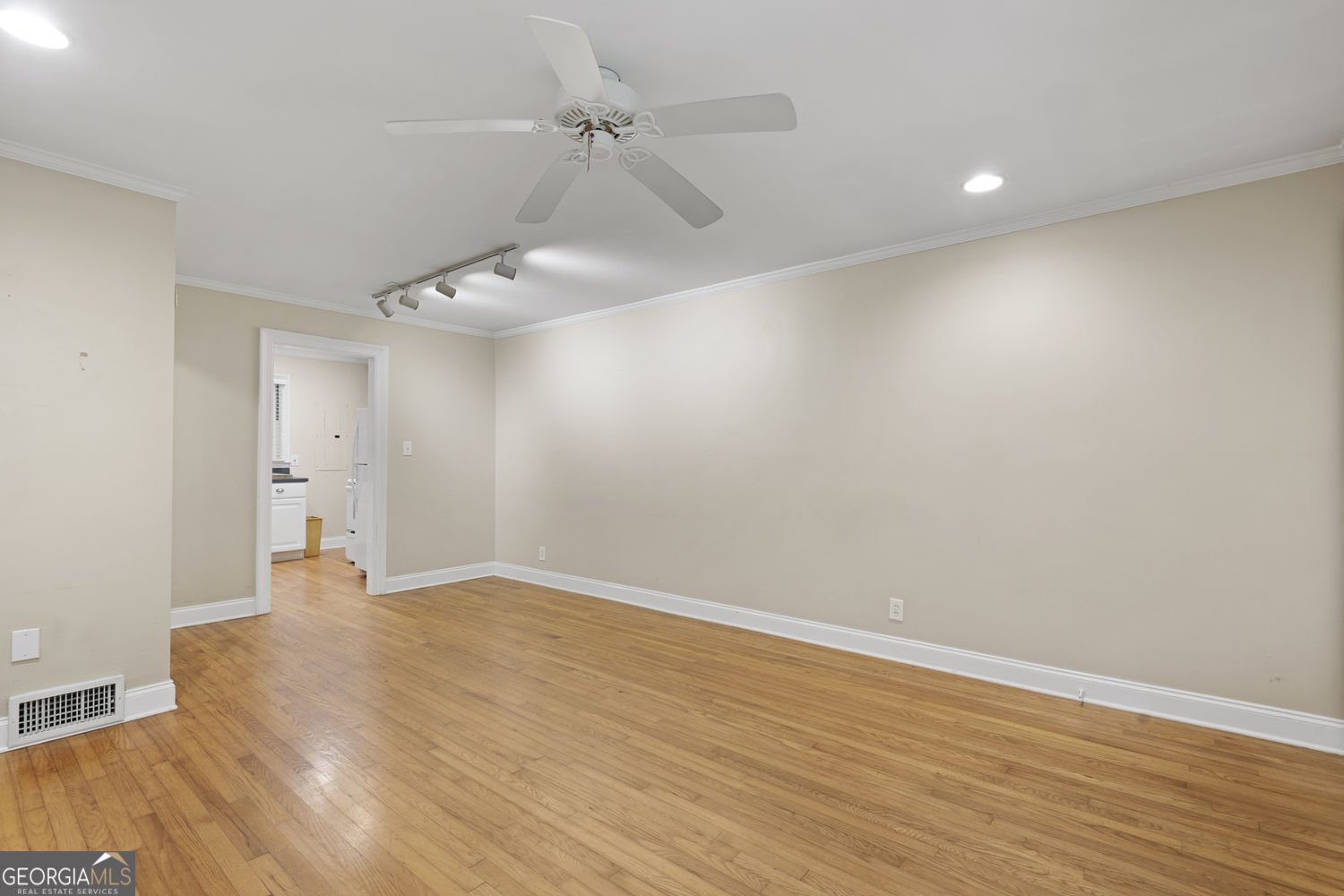 129 Parkside Circle, Unit 3 Decatur, GA 30030 - Photo 7 of 62