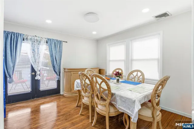 $550,000 | 8 John Street, Pine Brook, NJ 07058