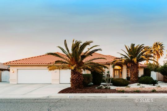 300 West Shamrock Avenue Ridgecrest, CA 93555 - Photo 2 of 47