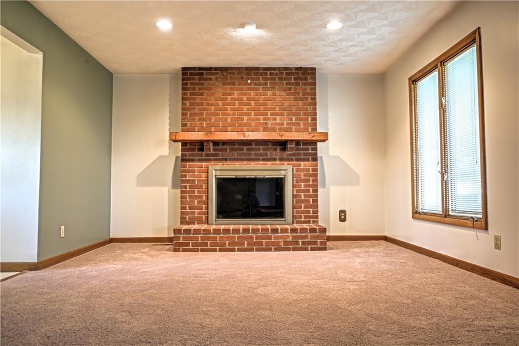 2420 West Deaver Road Columbus, IN 47201 - Photo 14 of 53
