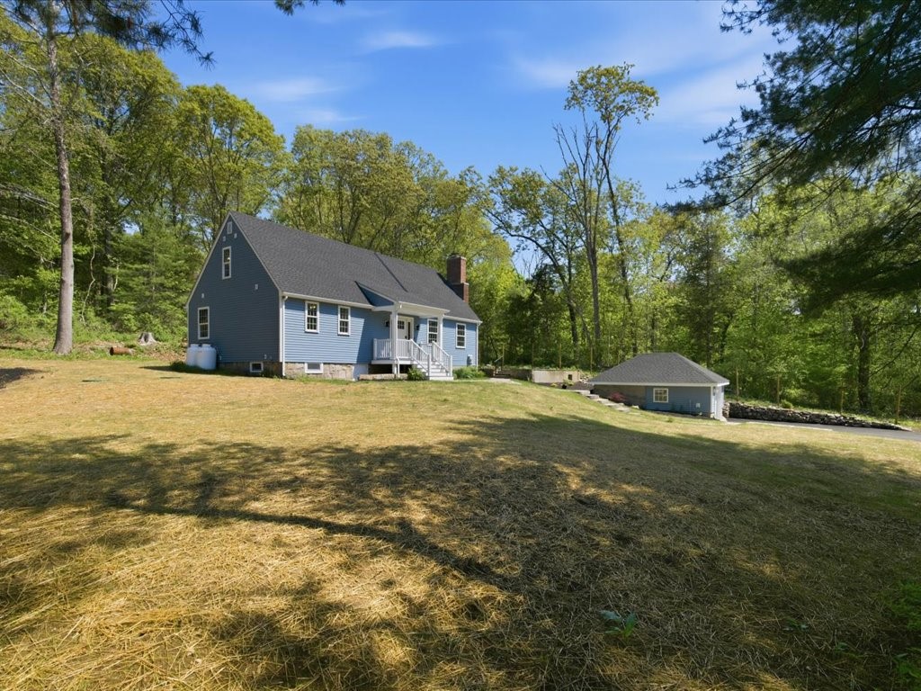 90 Ashaway Road Westerly, RI 02891 - Photo 3 of 41