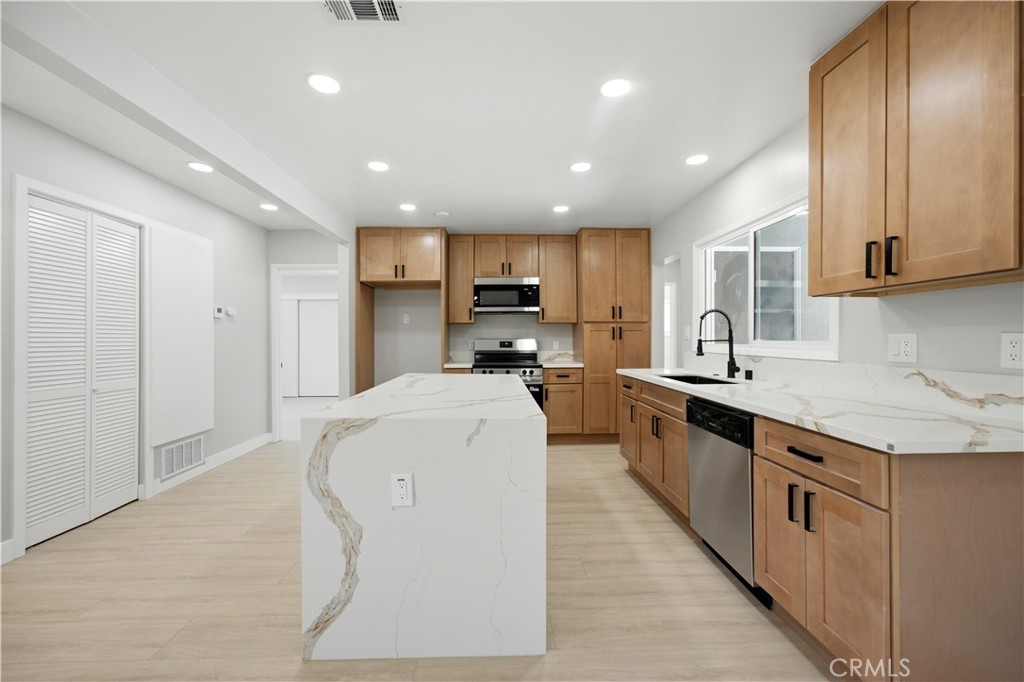 3682 Mt Vernon Avenue Riverside, CA 92507 - Photo 9 of 41