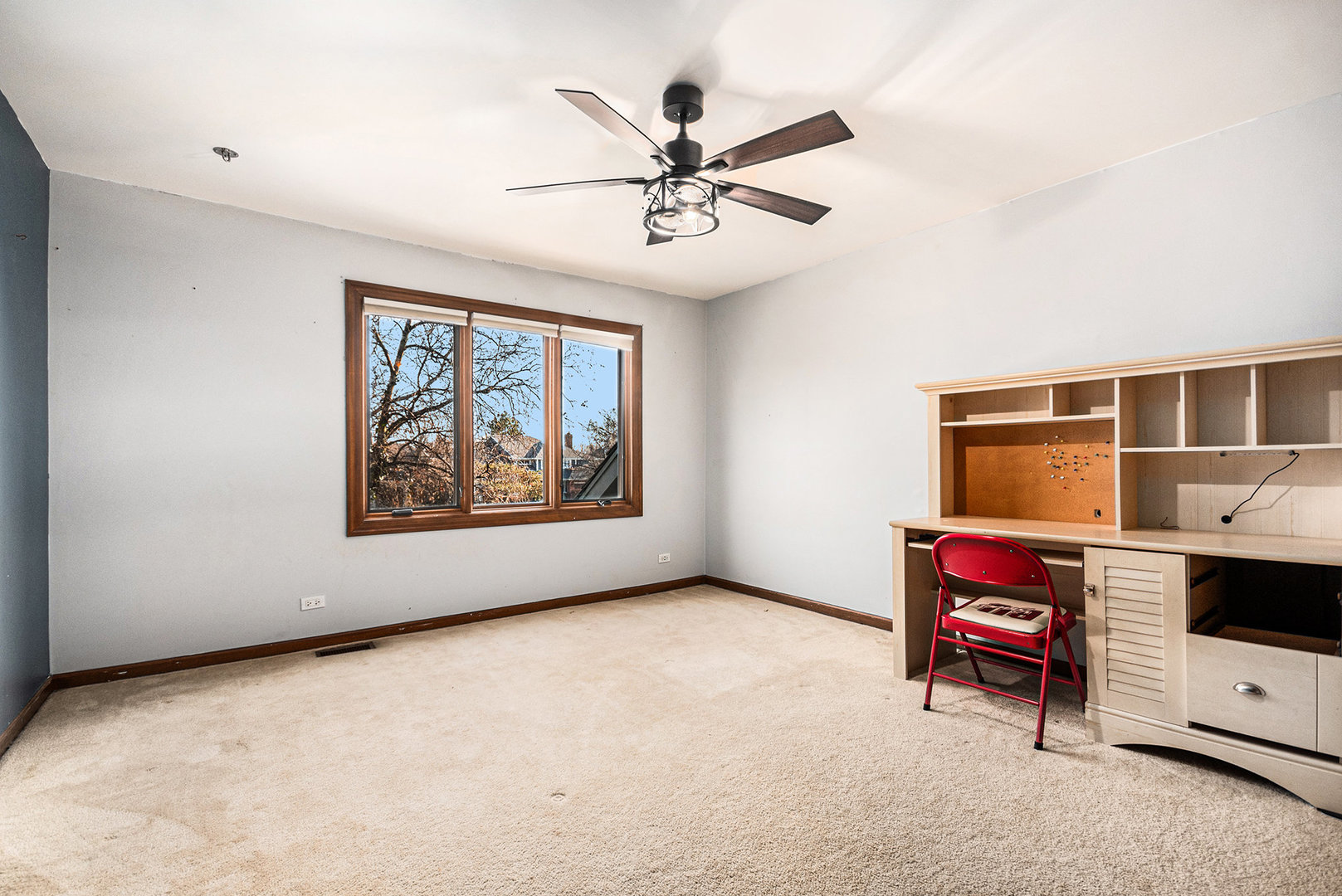 3942 Broadmoor Circle Naperville, IL 60564 - Photo 18 of 25 a workspace with furniture and ceiling fan