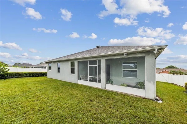 $1,500 | 343 Southeast Fisk Road, Port St. Lucie, FL 34984