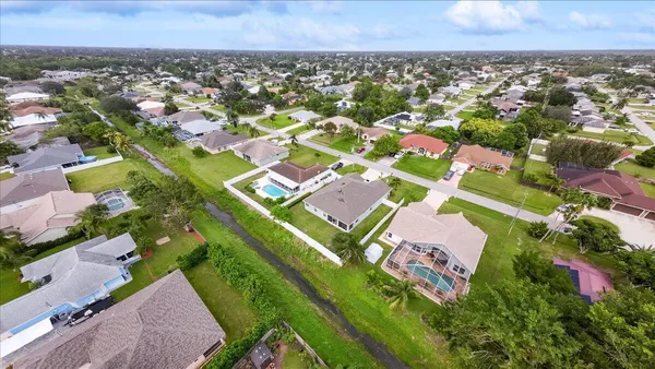 $1,500 | 343 Southeast Fisk Road, Port St. Lucie, FL 34984