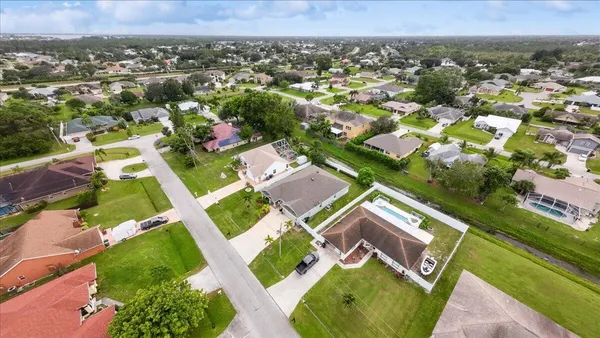 $1,500 | 343 Southeast Fisk Road, Port St. Lucie, FL 34984