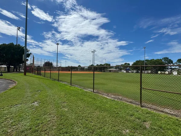 $1,500 | 343 Southeast Fisk Road, Port St. Lucie, FL 34984