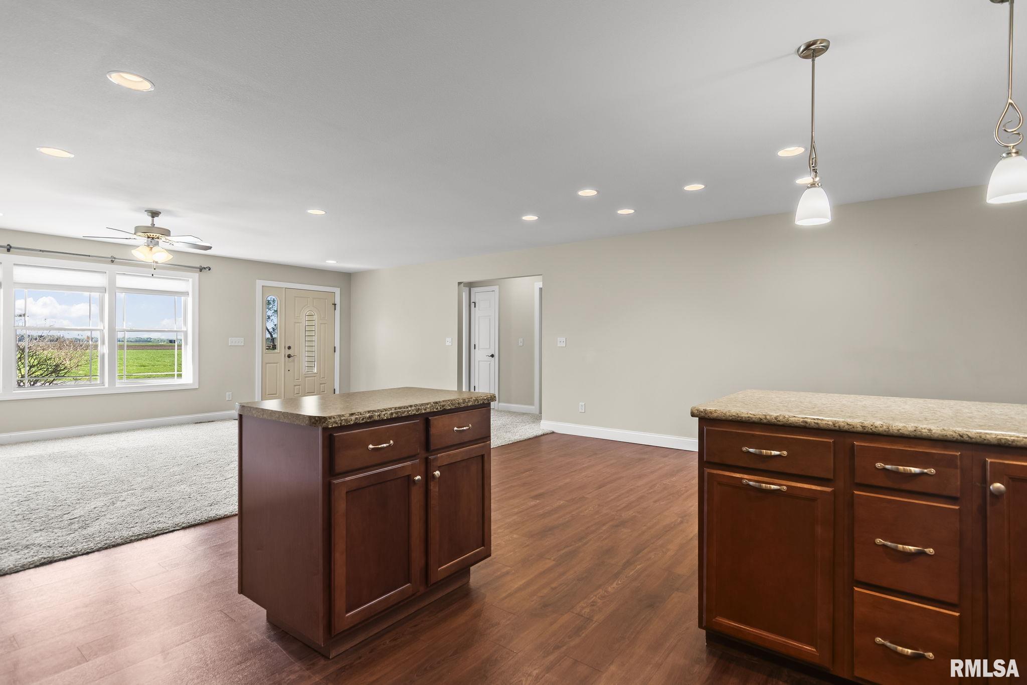 210 Cedar Street Kincaid, IL 62540 - Photo 10 of 29