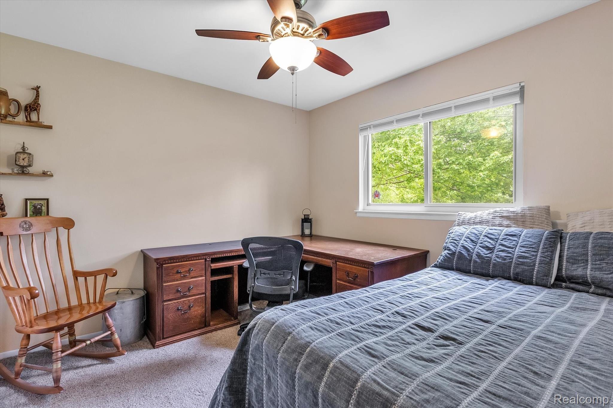 42828 Keystone Canton, MI 48187 - Photo 24 of 45 24-42828-Keystone-WindowStill-Real-Estate-Photography-24.jpg