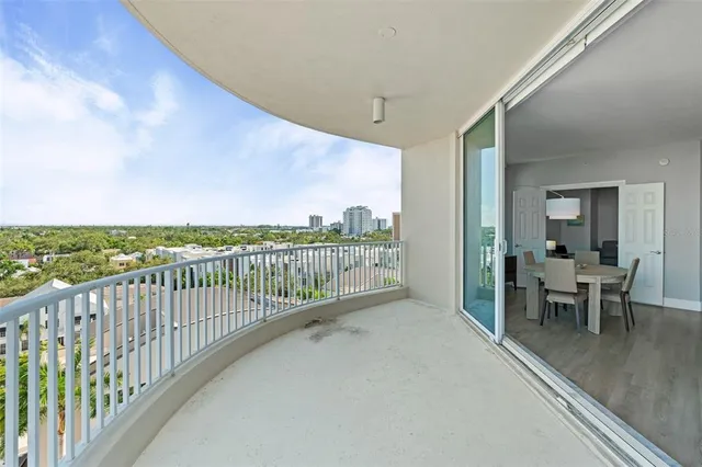 $1,129,000 | 1771 Ringling Boulevard, Unit 707, Sarasota, FL 34236