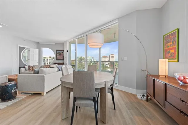 $1,129,000 | 1771 Ringling Boulevard, Unit 707, Sarasota, FL 34236