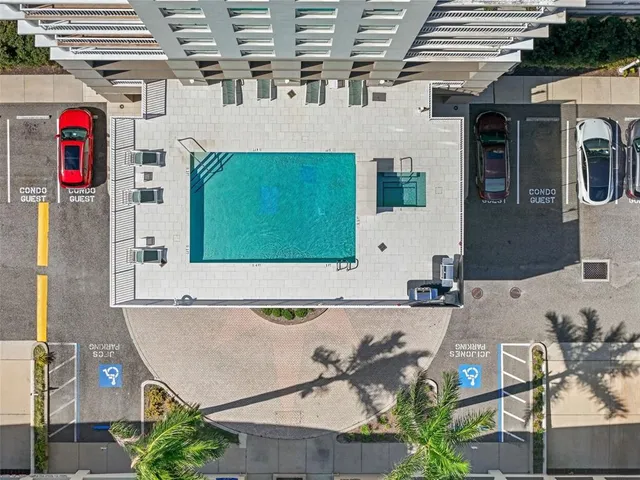 $1,129,000 | 1771 Ringling Boulevard, Unit 707, Sarasota, FL 34236