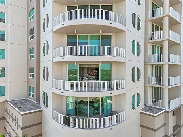 $1,129,000 | 1771 Ringling Boulevard, Unit 707, Sarasota, FL 34236