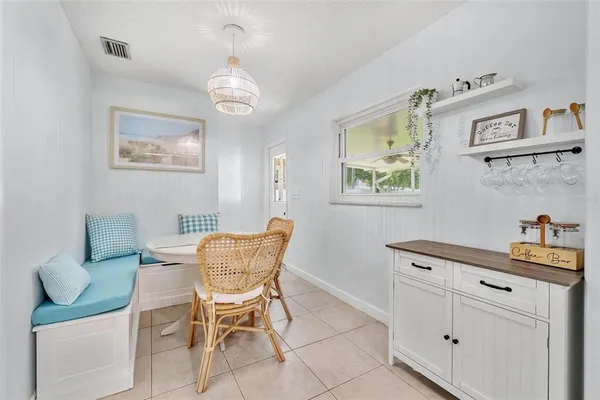 $3,500 | 6841 13th Street North, St. Petersburg, FL 33702