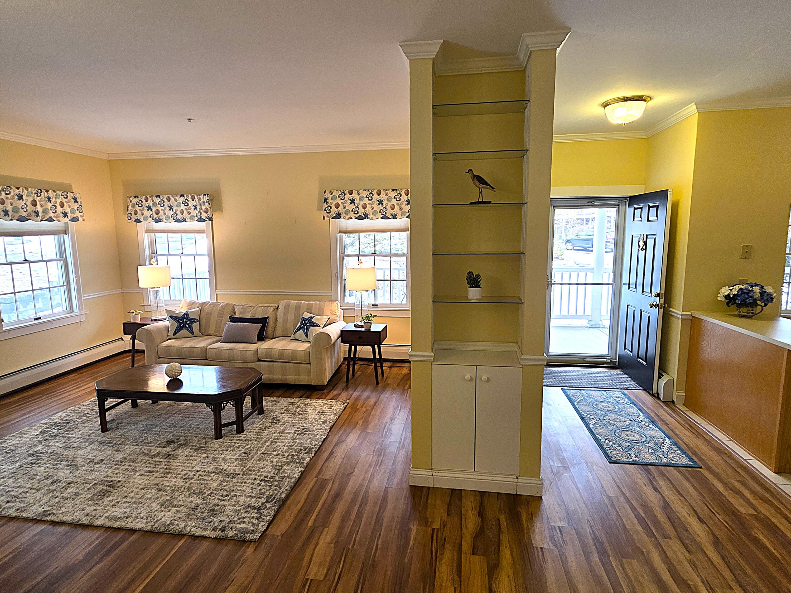 106 Farragut Way, Unit 149 Kennebunk, ME 04043 - Photo 13 of 49 LR FT HALL KIT