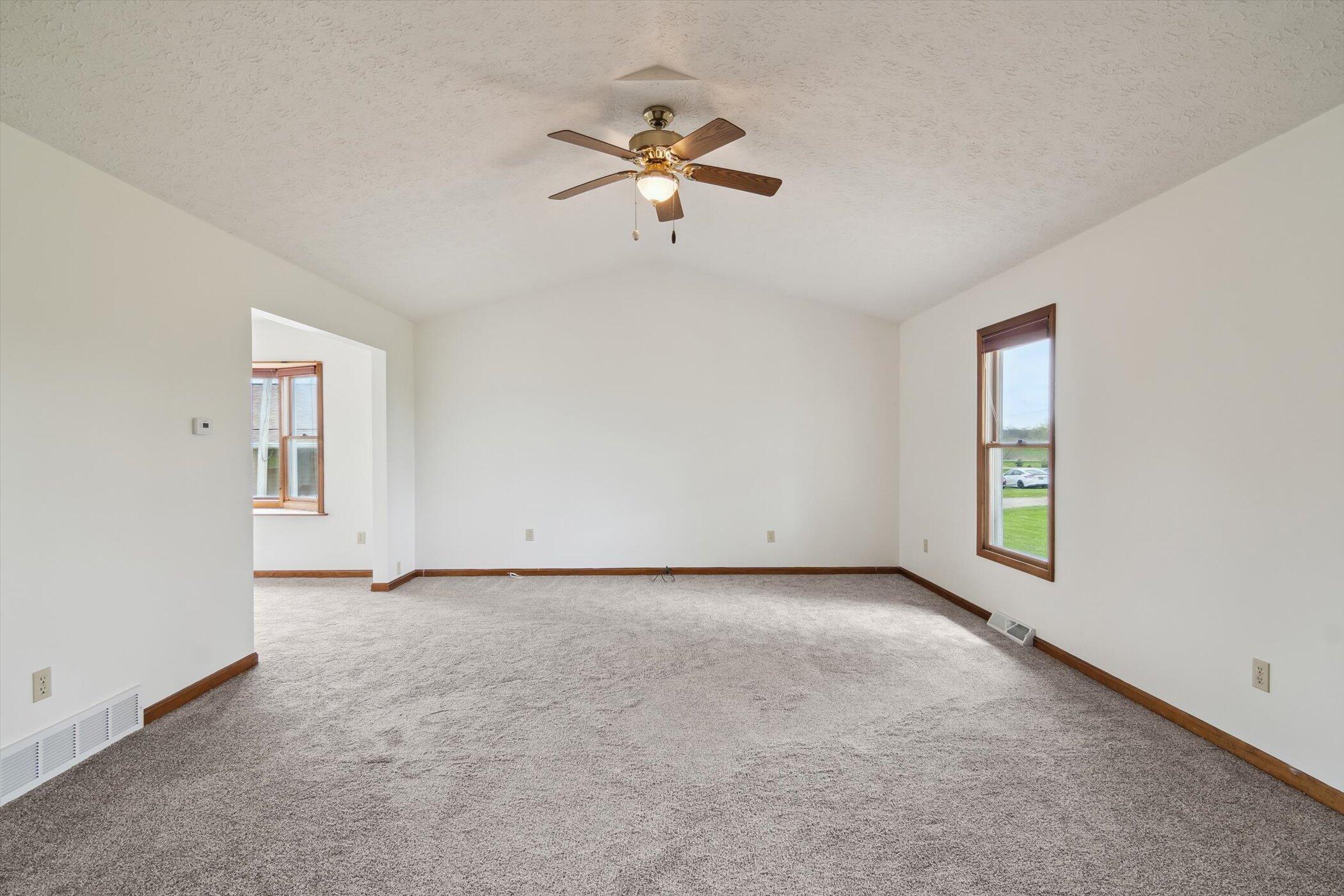7996 Cain Road Jackson, MI 49201 - Photo 13 of 29 11-7996-Cain-Rd-Jackson-MI-49201-WindowS