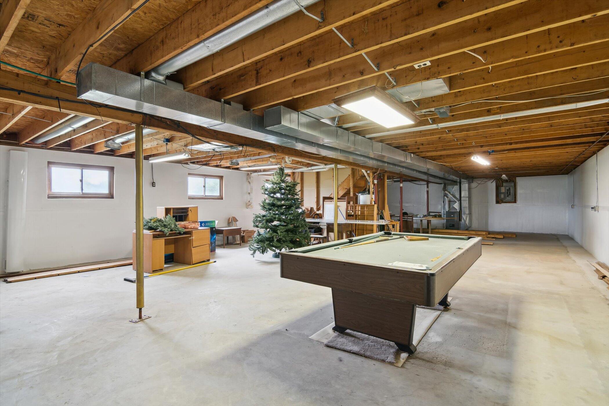 7996 Cain Road Jackson, MI 49201 - Photo 29 of 29 36-7996-Cain-Rd-Jackson-MI-49201-WindowS