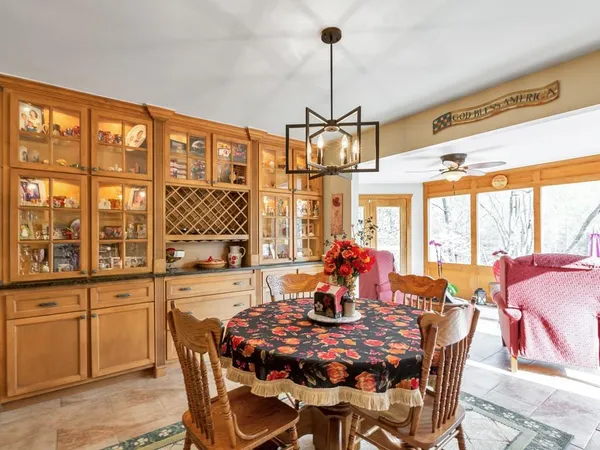 $929,950 | 31 Fawn Lake Trail Northeast, White, GA 30184