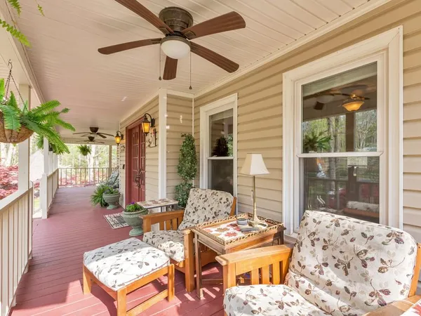 $929,950 | 31 Fawn Lake Trail Northeast, White, GA 30184