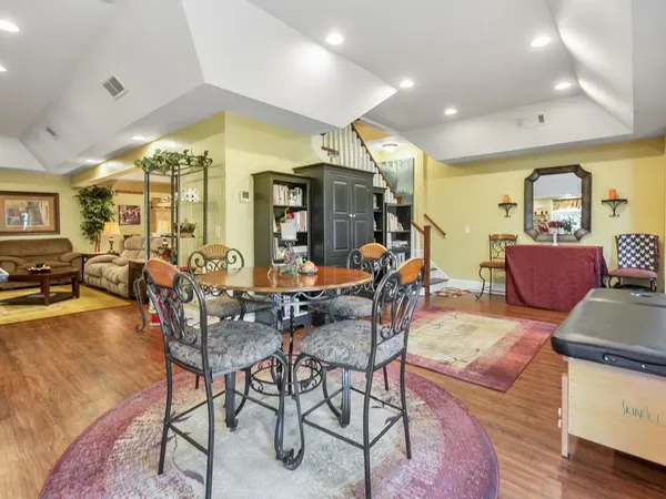 $929,950 | 31 Fawn Lake Trail Northeast, White, GA 30184