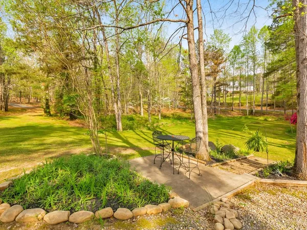 $929,950 | 31 Fawn Lake Trail Northeast, White, GA 30184