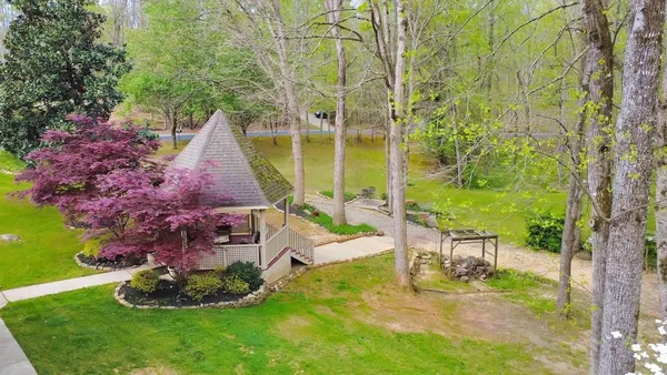 $929,950 | 31 Fawn Lake Trail Northeast, White, GA 30184