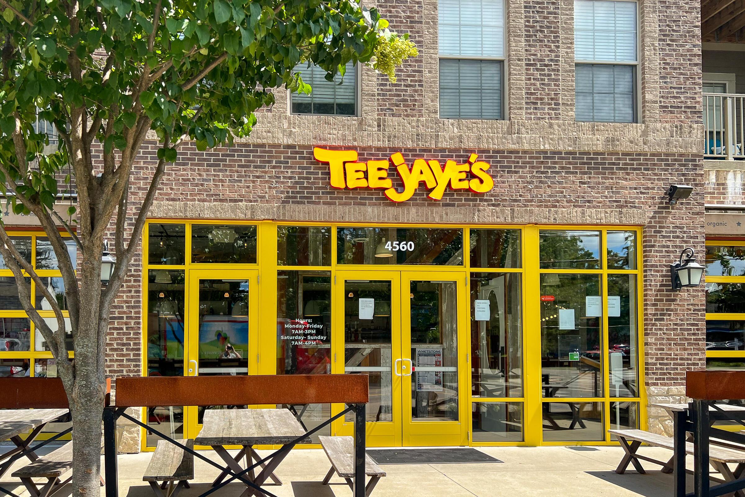136 Brighton Road Columbus, OH 43202 - Photo 36 of 36 Proximity to the new TeeJaye's restaurant offering down-home comfort meals all day.