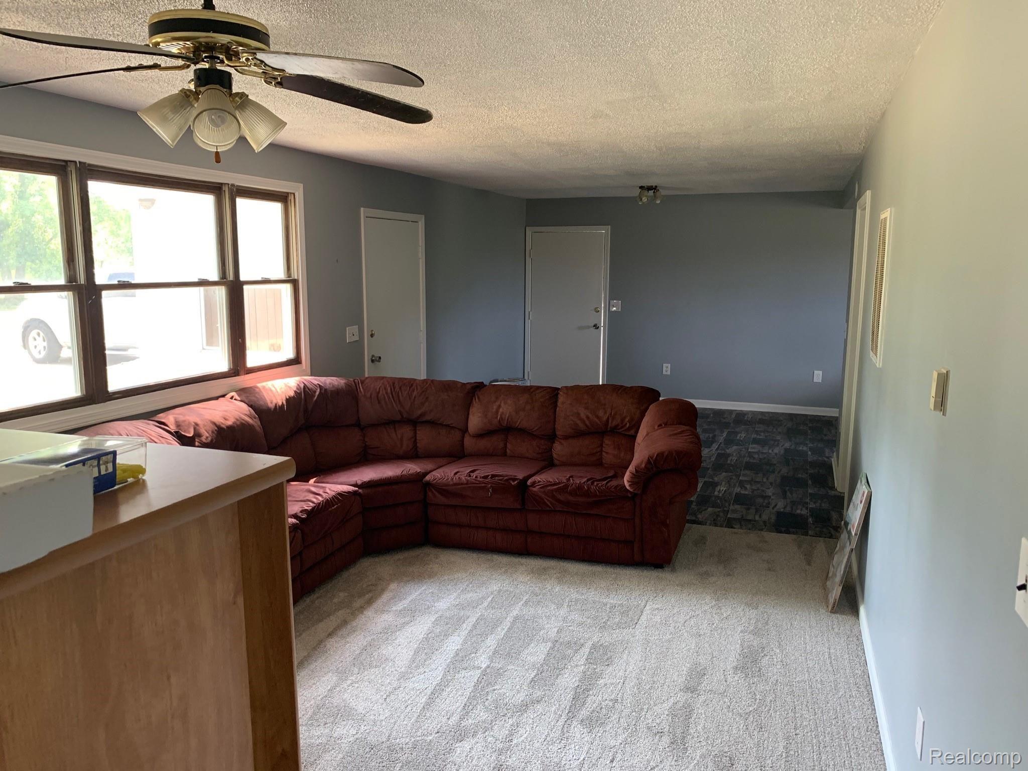4334 West Curtis Road Coleman, MI 48618 - Photo 10 of 27 961DEBDF-327C-48A0-AAD1-F876D50E077C.jpeg