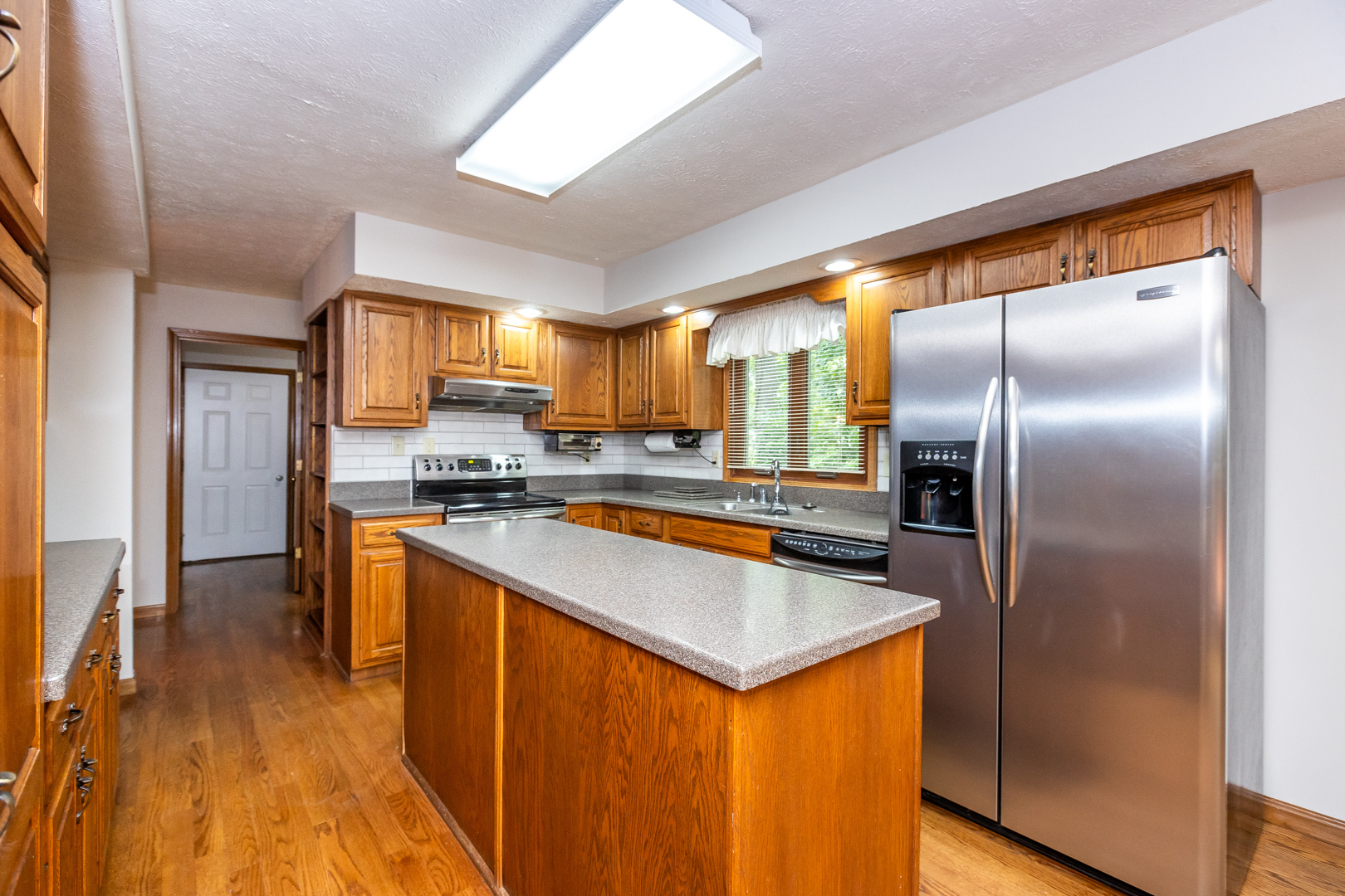 10003 Oakleaf Way McCordsville, IN 46055 - Photo 10 of 57