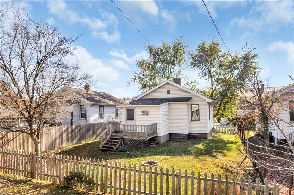 5504 Jane Pittsburgh, PA 15225 - Photo 22 of 27 a view of a yard with a house