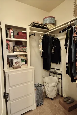 a view of walk in closet