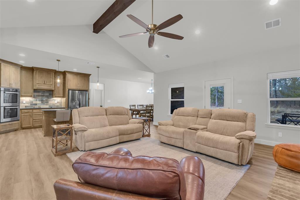 2004 Ryans Court Springtown, TX 76082 - Photo 11 of 39