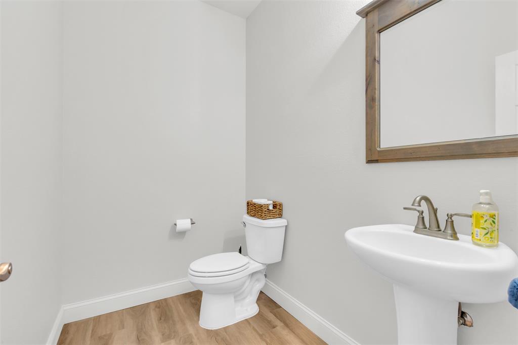 2004 Ryans Court Springtown, TX 76082 - Photo 27 of 39