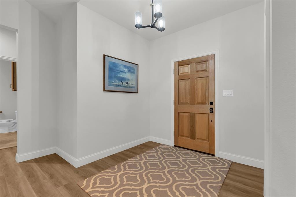 2004 Ryans Court Springtown, TX 76082 - Photo 6 of 39