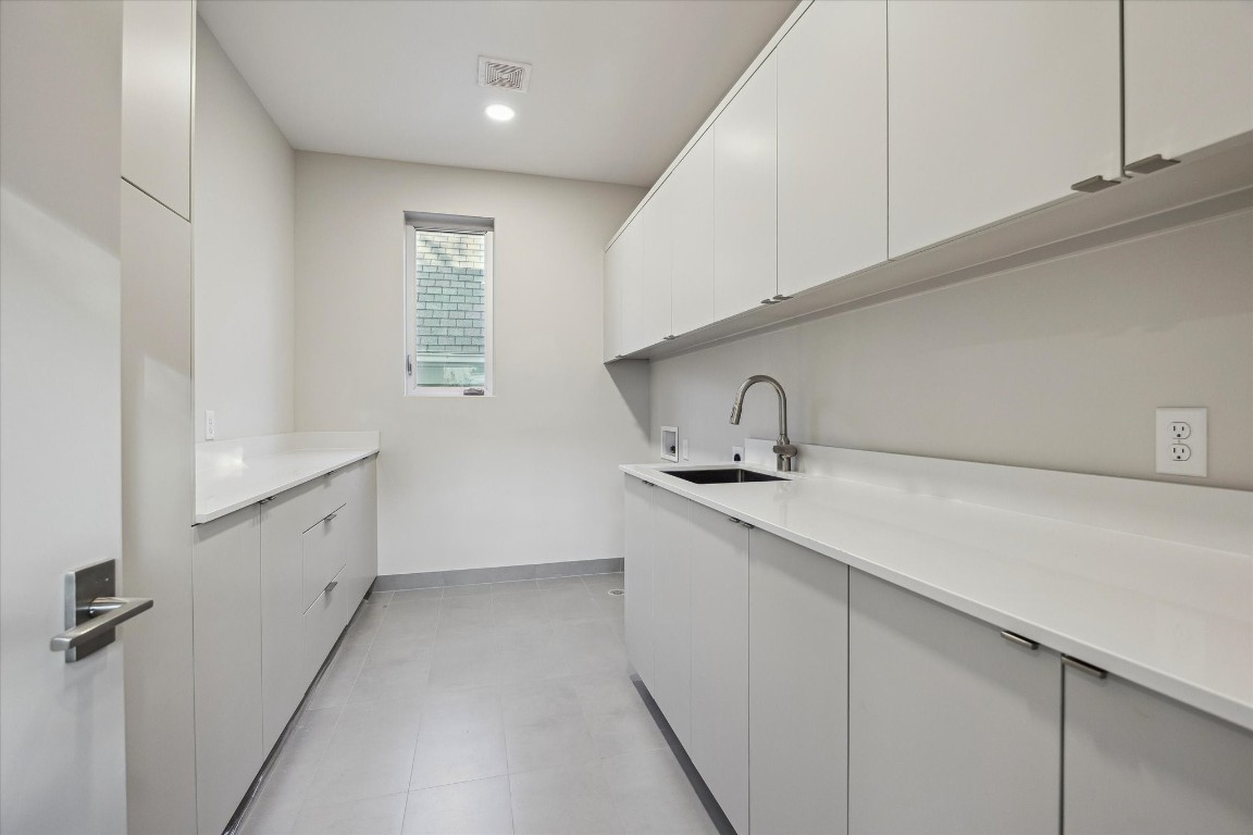 2129 Quenby Street Houston, TX 77005 - Photo 13 of 37