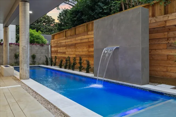 $2,799,000 | 2129 Quenby Street, Houston, TX 77005