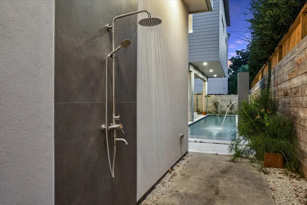 $2,799,000 | 2129 Quenby Street, Houston, TX 77005