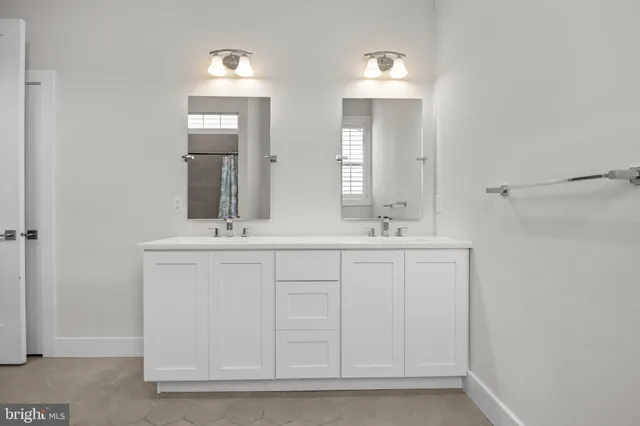 $1,000,000 | 164 Tyler Way, Yardley, PA 19067