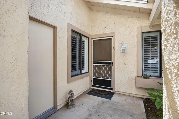 $599,000 | 42063 Village 42, Camarillo, CA 93012