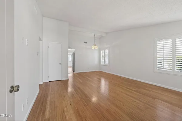 $599,000 | 42063 Village 42, Camarillo, CA 93012