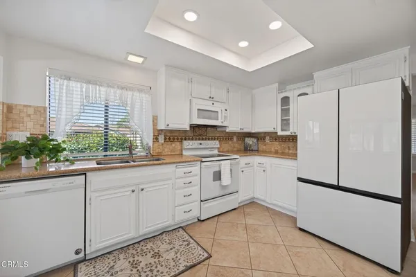 $599,000 | 42063 Village 42, Camarillo, CA 93012