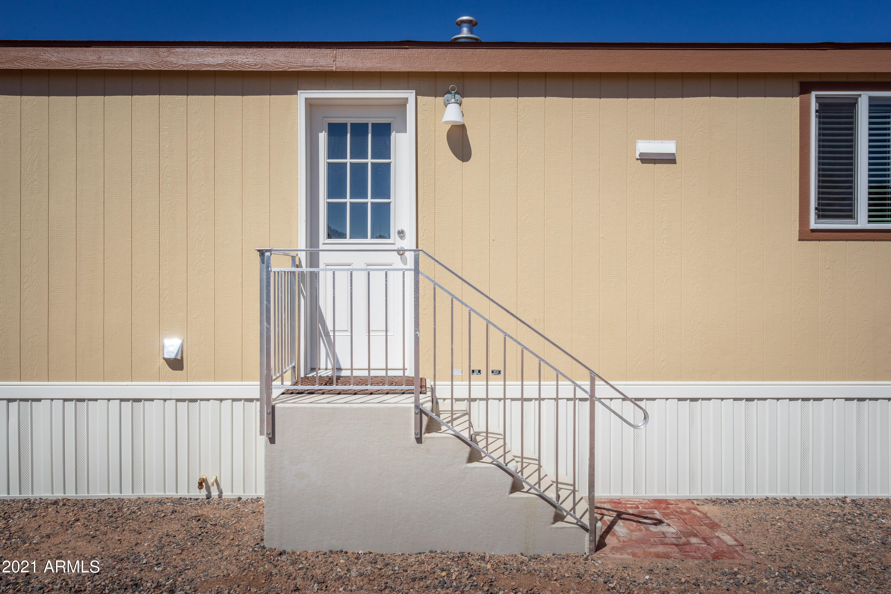 5880 Meander Trail Rimrock, AZ 86335 - Photo 24 of 29 Back Door