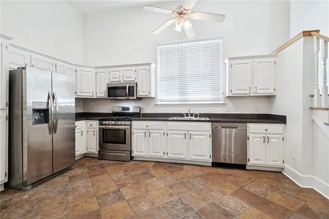 $1,500 | 5014 Prytania Street, Unit B, New Orleans, LA 70115