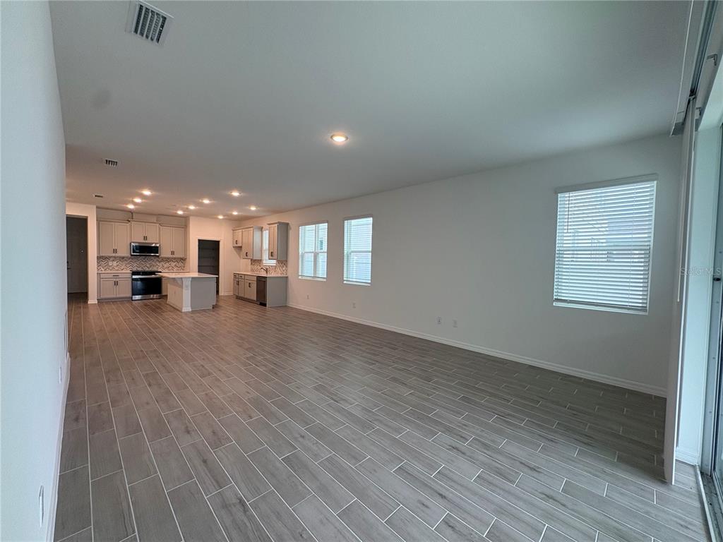 1876 Columbus Path St. Cloud, FL 34771 - Photo 9 of 21