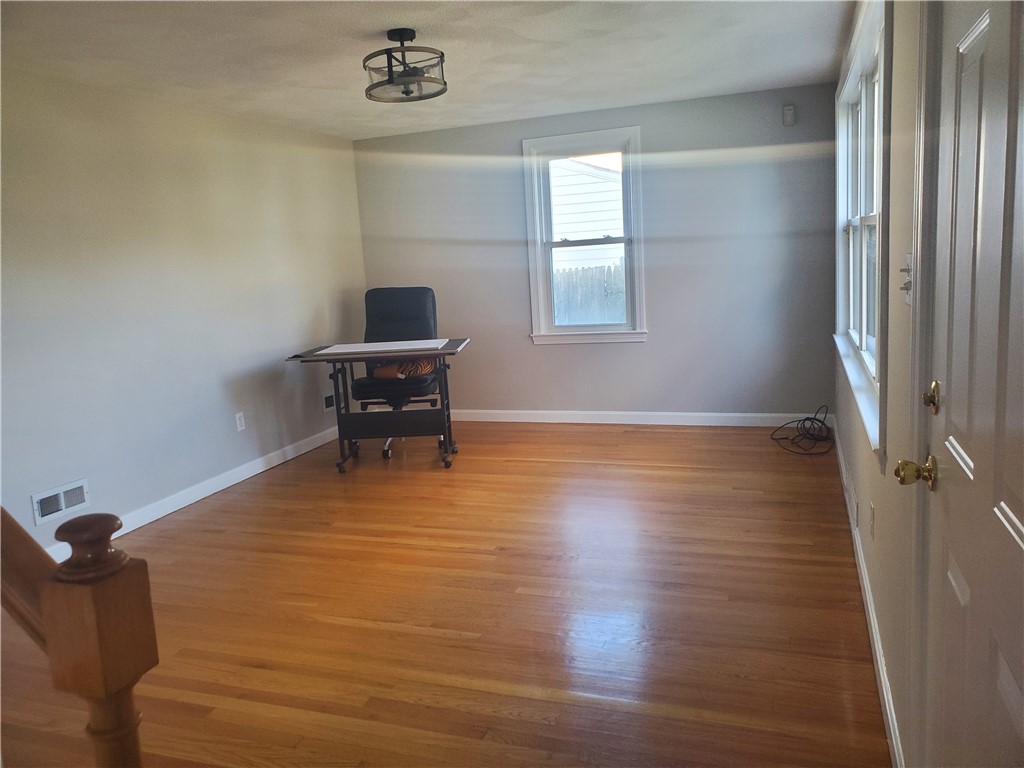 27 Midland Drive Cranston, RI 02920 - Photo 14 of 17