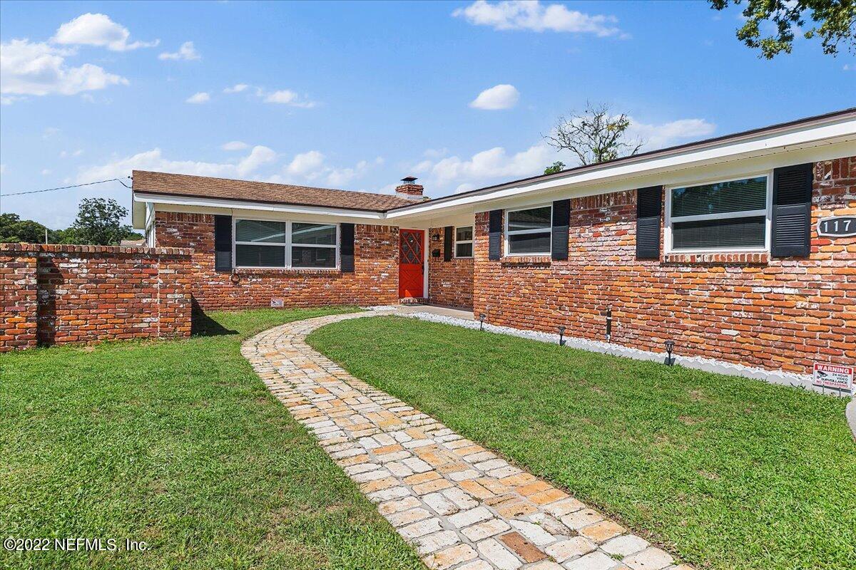 03-Entryway