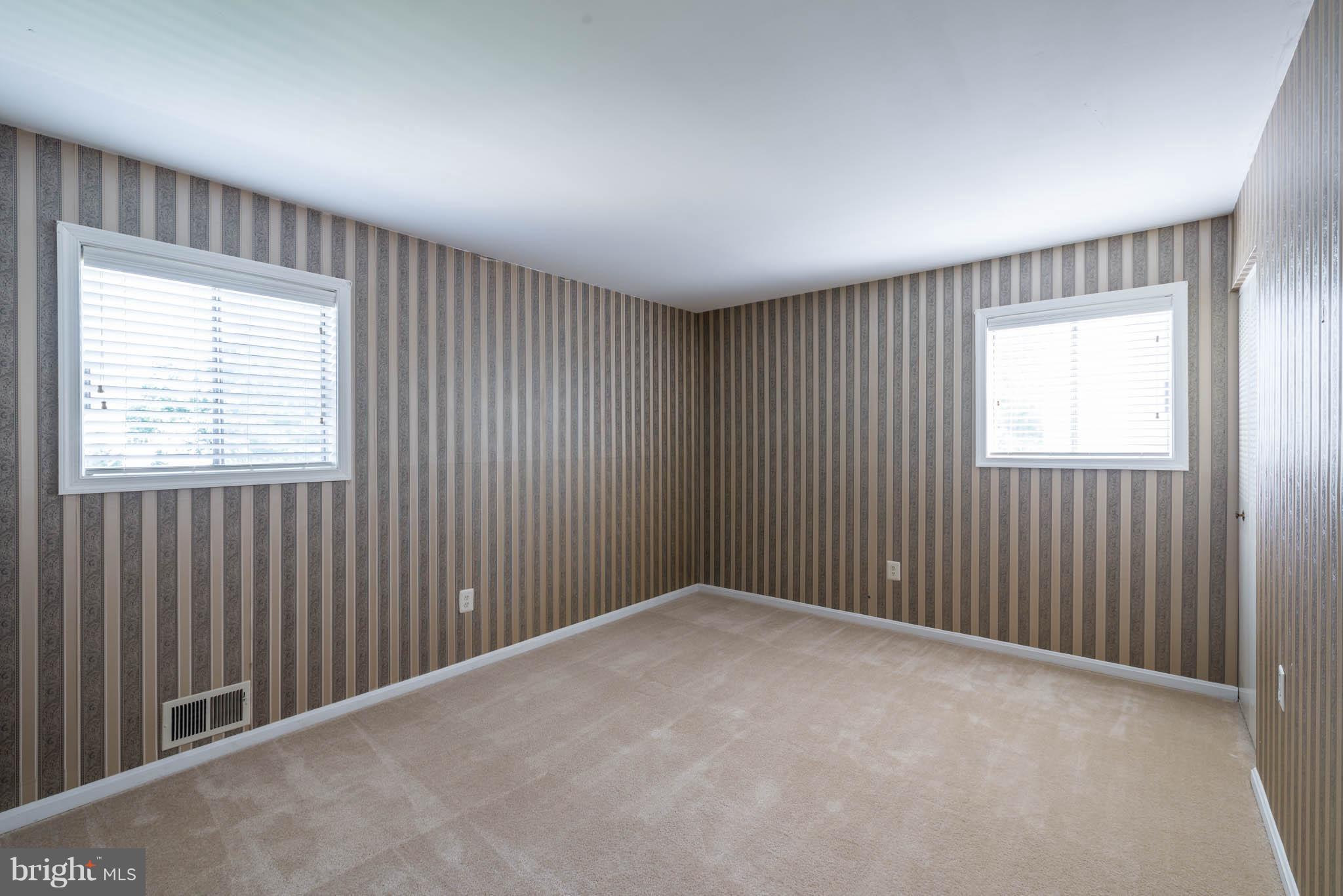 8554 Stonewall Road Manassas, VA 20110 - Photo 17 of 28 Bedroom