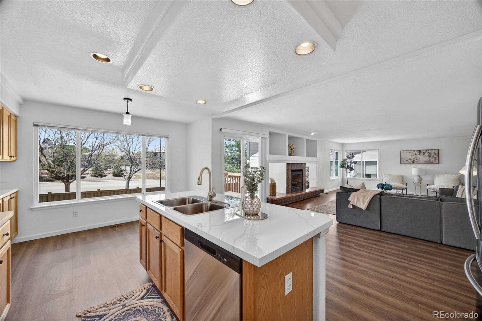 9767 Dampler Way Highlands Ranch, CO 80130 - Photo 15 of 50