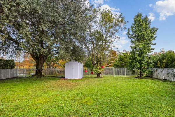 $3,800 | 1622 South Club Drive, Wellington, FL 33414