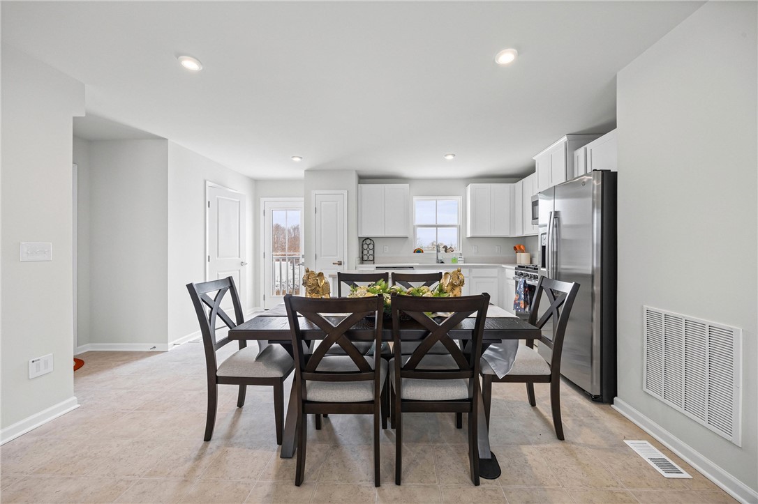 8 Trailhead Road Henrietta, NY 14467 - Photo 8 of 30